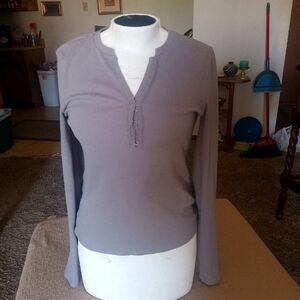 CHIC 7 For All Mankind Medium Gray Long Sleeve Henley Knit Top